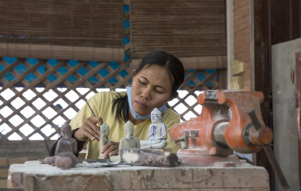 things to do in Siem Reap - visit artisans at work