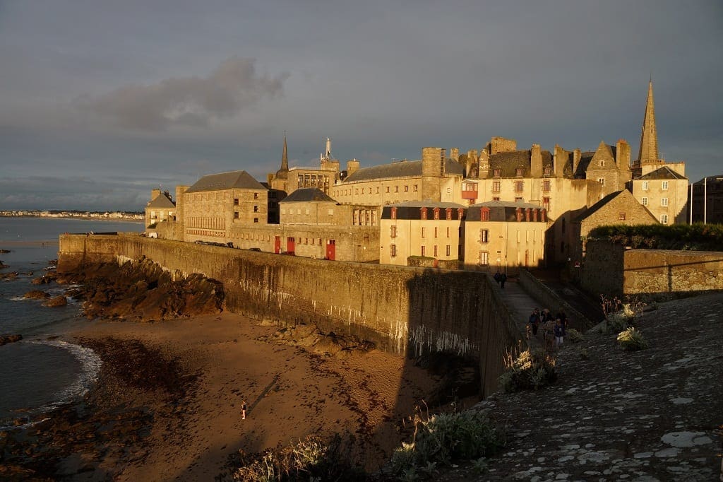 Painting in Saint Malo