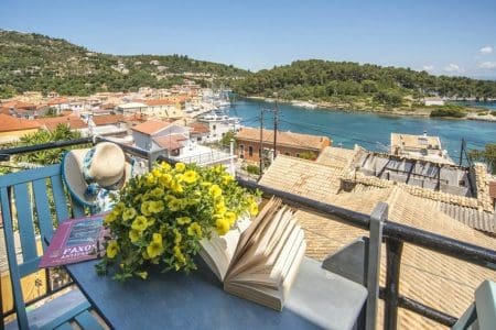 Greek Easter Holidays in Paxos