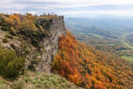 Walk the Pyrenean Foothills On Foot