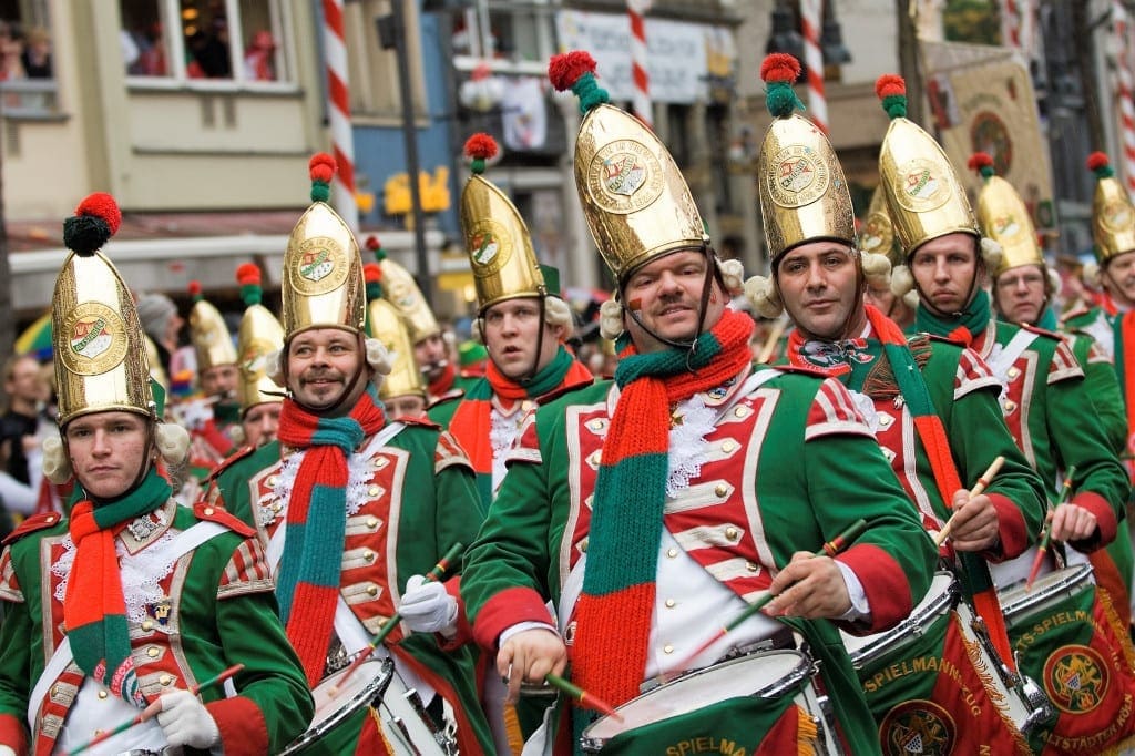 Germany march. Кельнский карнавал. Праздники в Германии. Праздник трёх королей в Германии. Праздник трех королей Германия Кельн.