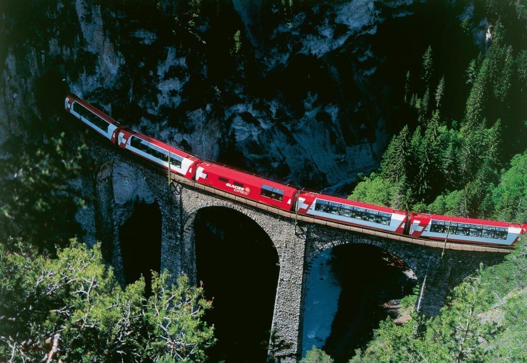 Best Travel Experiences : Glacier Express Railway