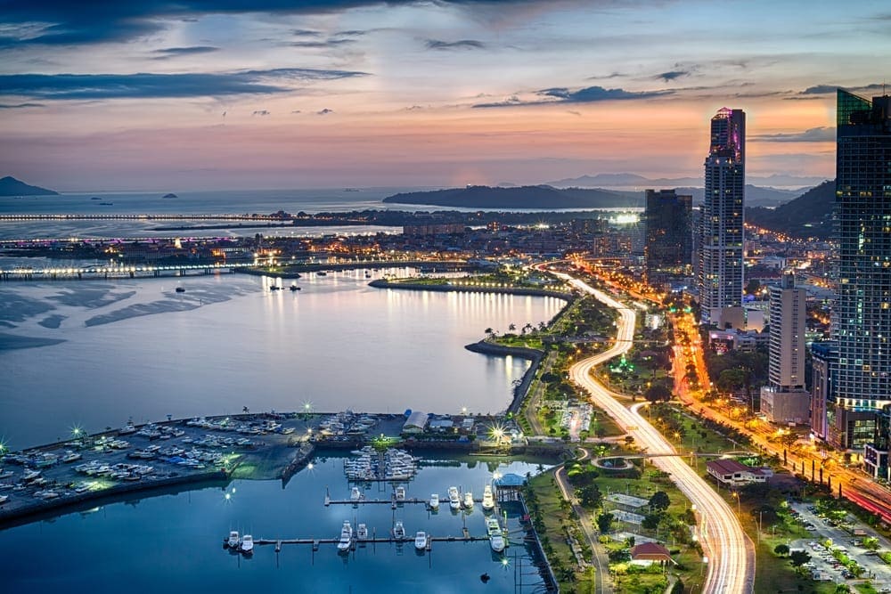 Panama 500 : 500 Years of Panama City - Travel Begins at 40
