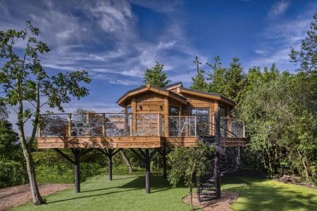 Wolds Edge Treehouse Reaches New Heights