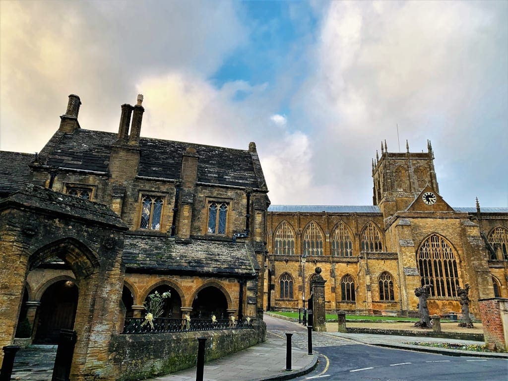 Sherborne Abbey and St Johns Almhouse photo Irene Caswell (19)