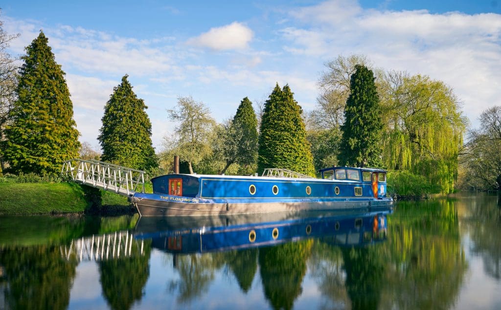 The Floating Spa