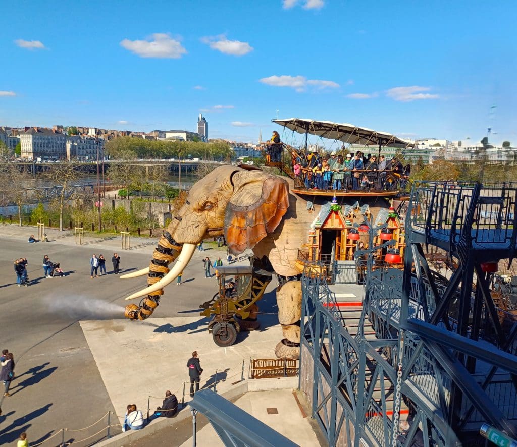 Île de Nantes’ Mighty Éléphant