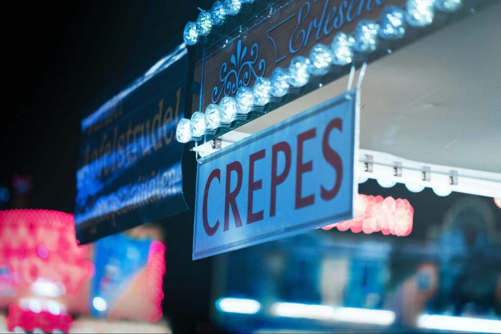 https://unsplash.com/photos/white-and-red-crepes-signage--qWI3MJxRX0