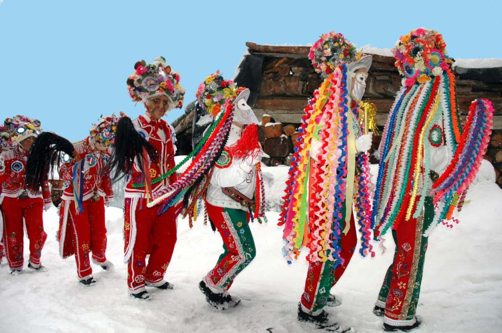 VALLE D'AOSTA-Carnevale di Etroubles (foto Roberto Andrighetto)-5 (1)