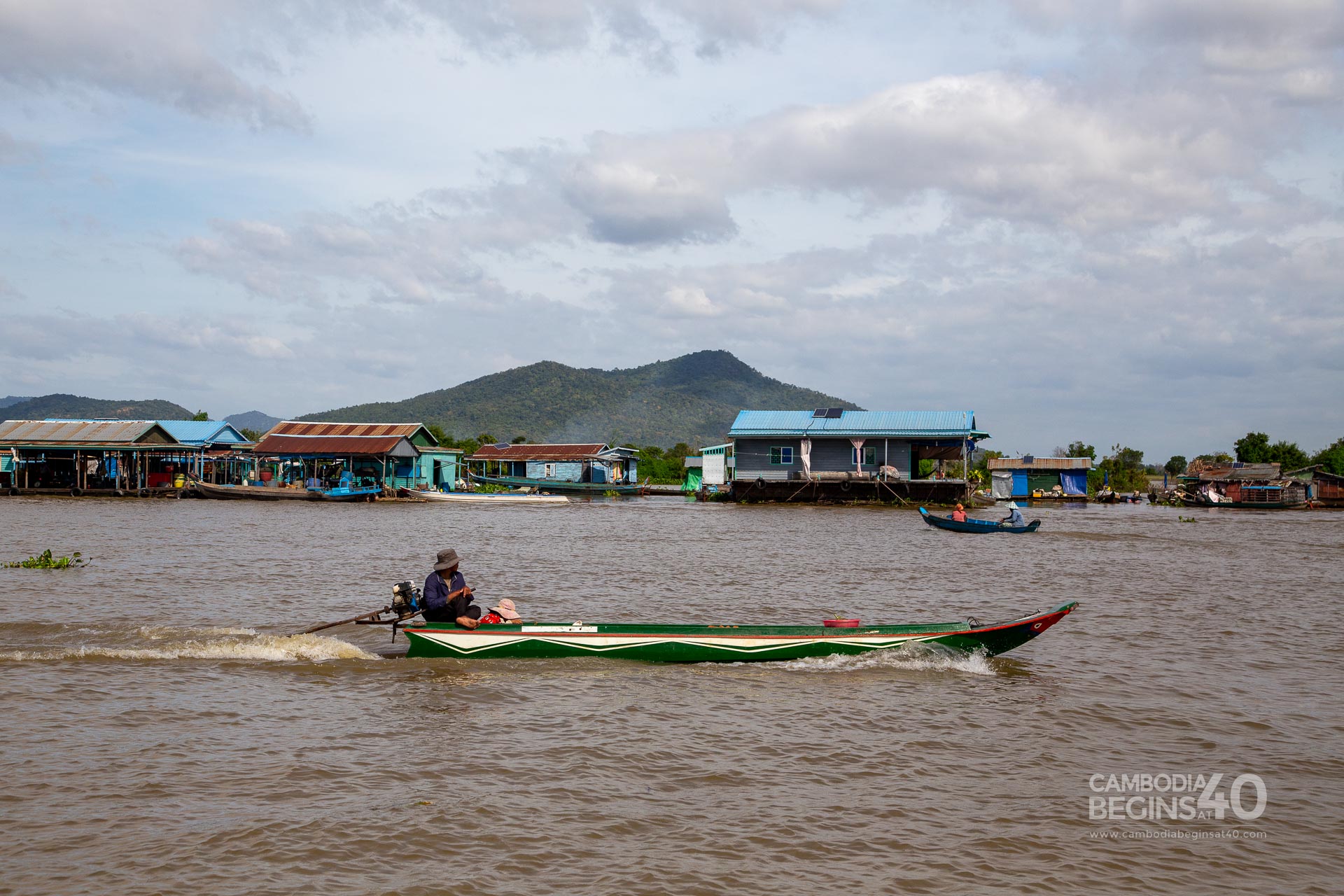 weekend breaks from Phnom Penh Floating village of Kampong Chhnang